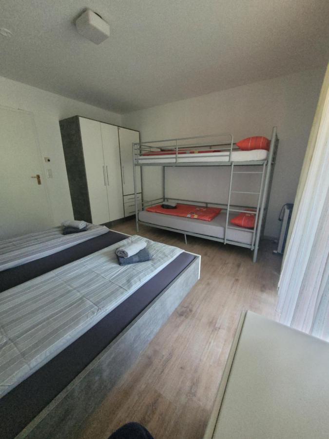 Ryan Apartament Mit Netflix ซังคท์แองเกลอมาร์ ภายนอก รูปภาพ