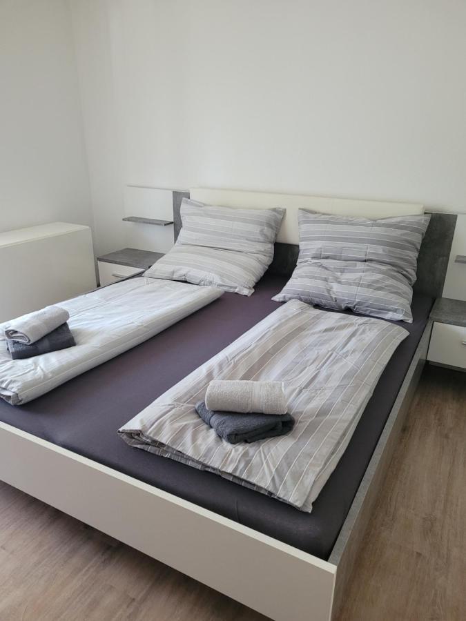 Ryan Apartament Mit Netflix ซังคท์แองเกลอมาร์ ภายนอก รูปภาพ