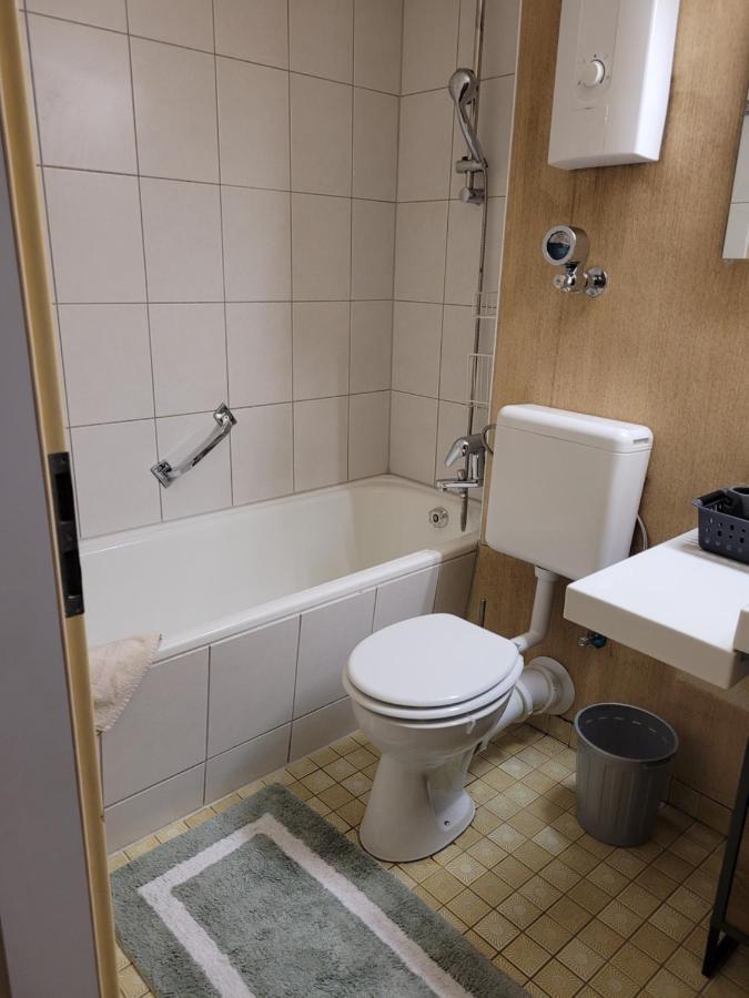 Ryan Apartament Mit Netflix ซังคท์แองเกลอมาร์ ภายนอก รูปภาพ